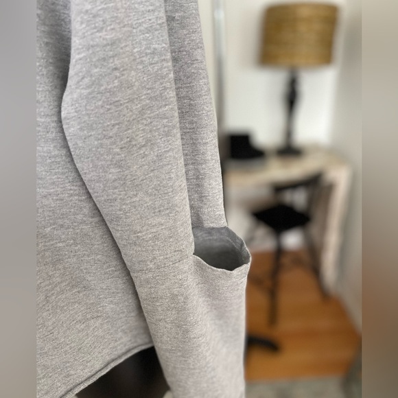 Grey Cloth Sweater - Picture 2 of 11